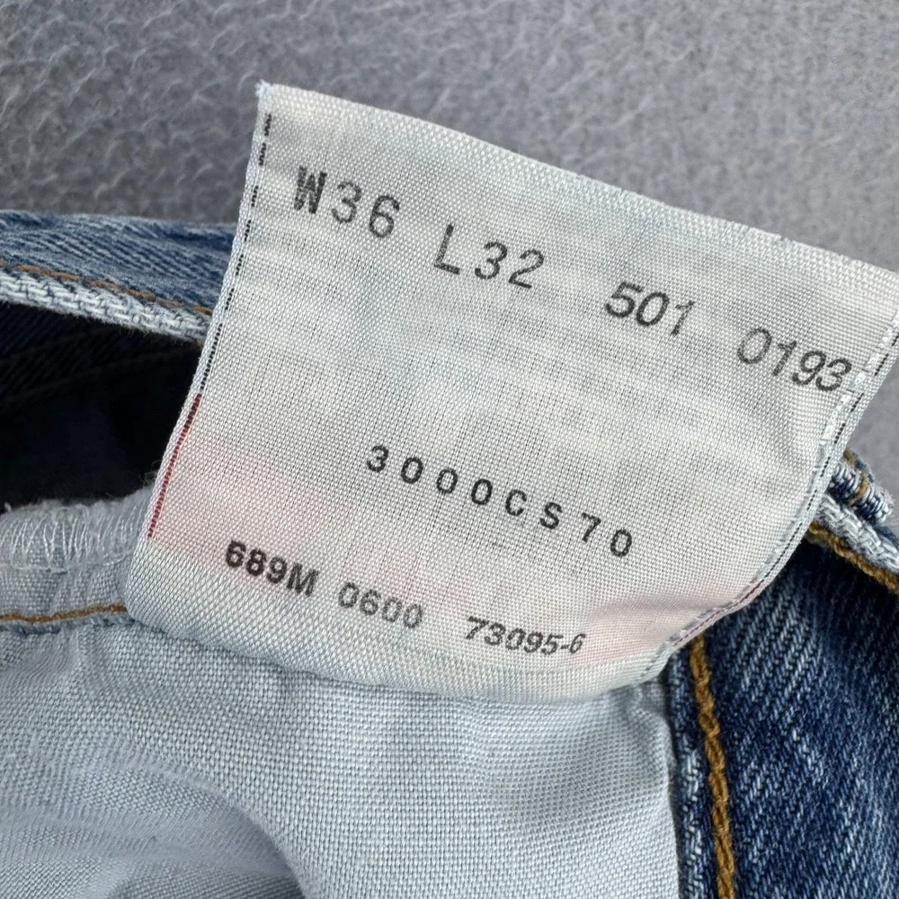 Levis there one